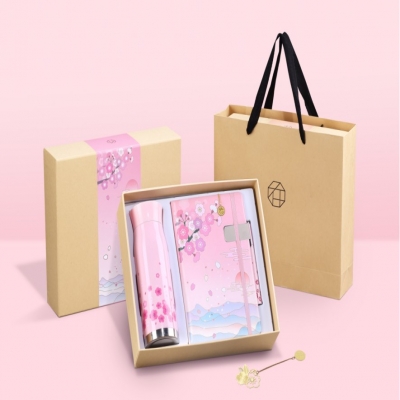 春夏秋冬商务套装