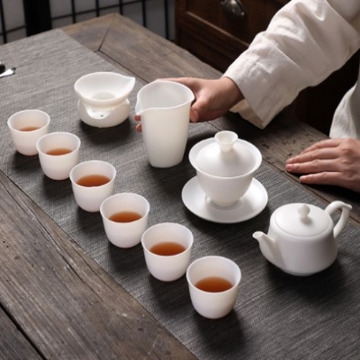 高档羊脂玉茶具